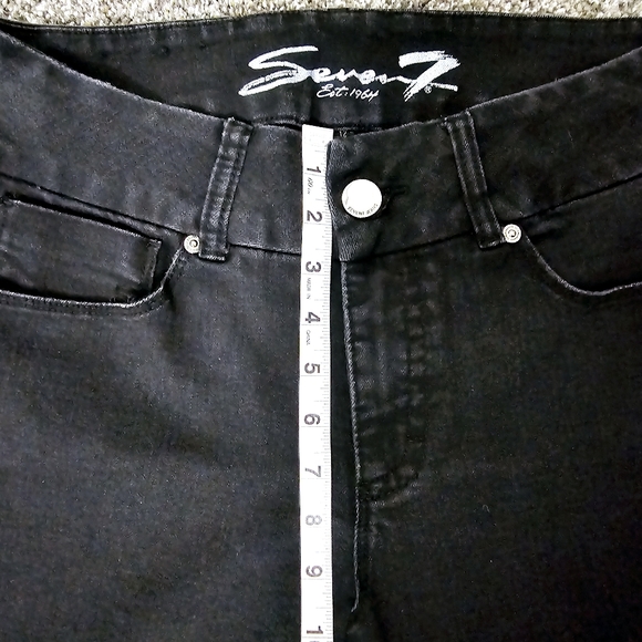 SEVEN7 TUMMYLESS SKINNY JEANS - Picture 13 of 16